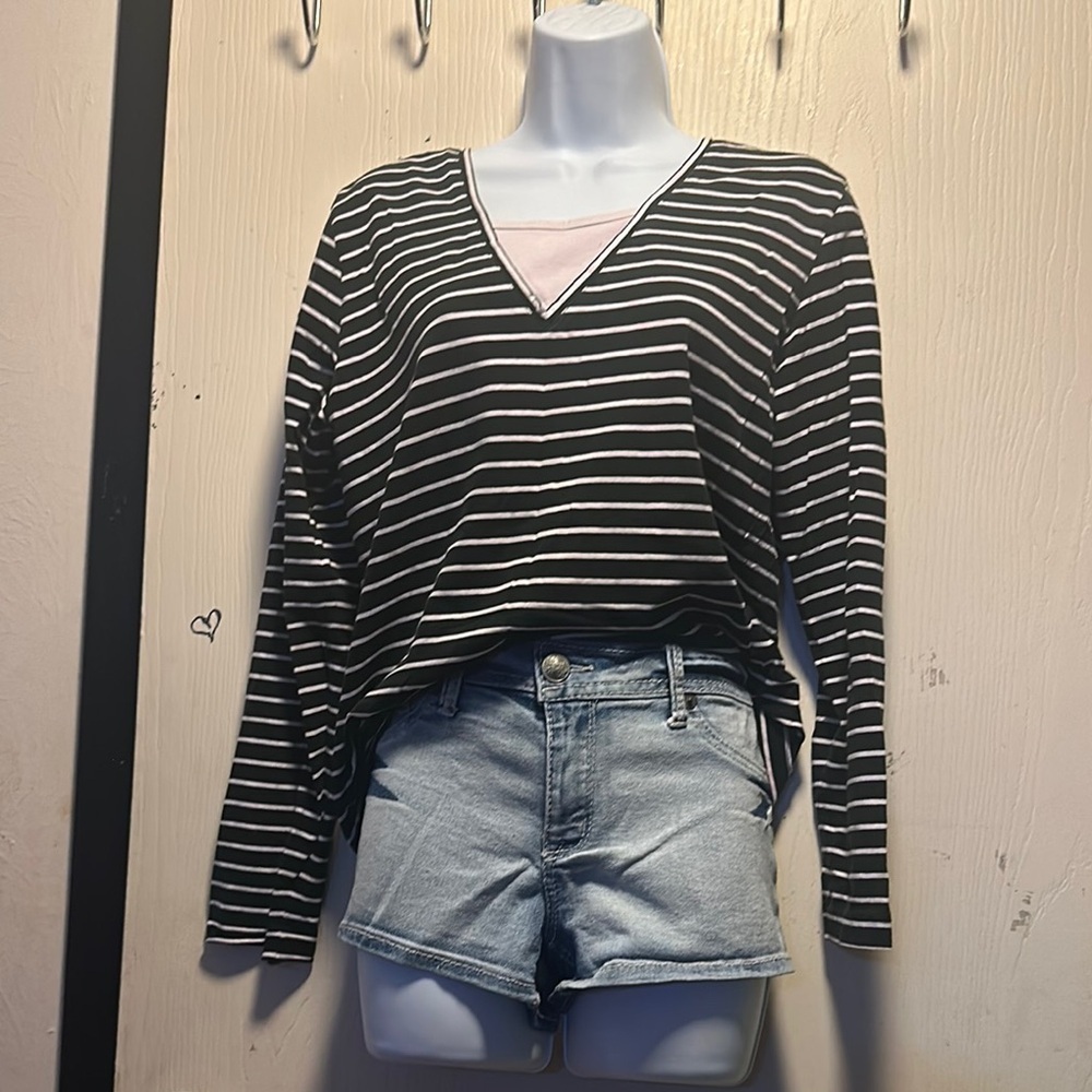 Chico's Size 2 Black & White Striped Long Sleeve Top - Excellent Condition